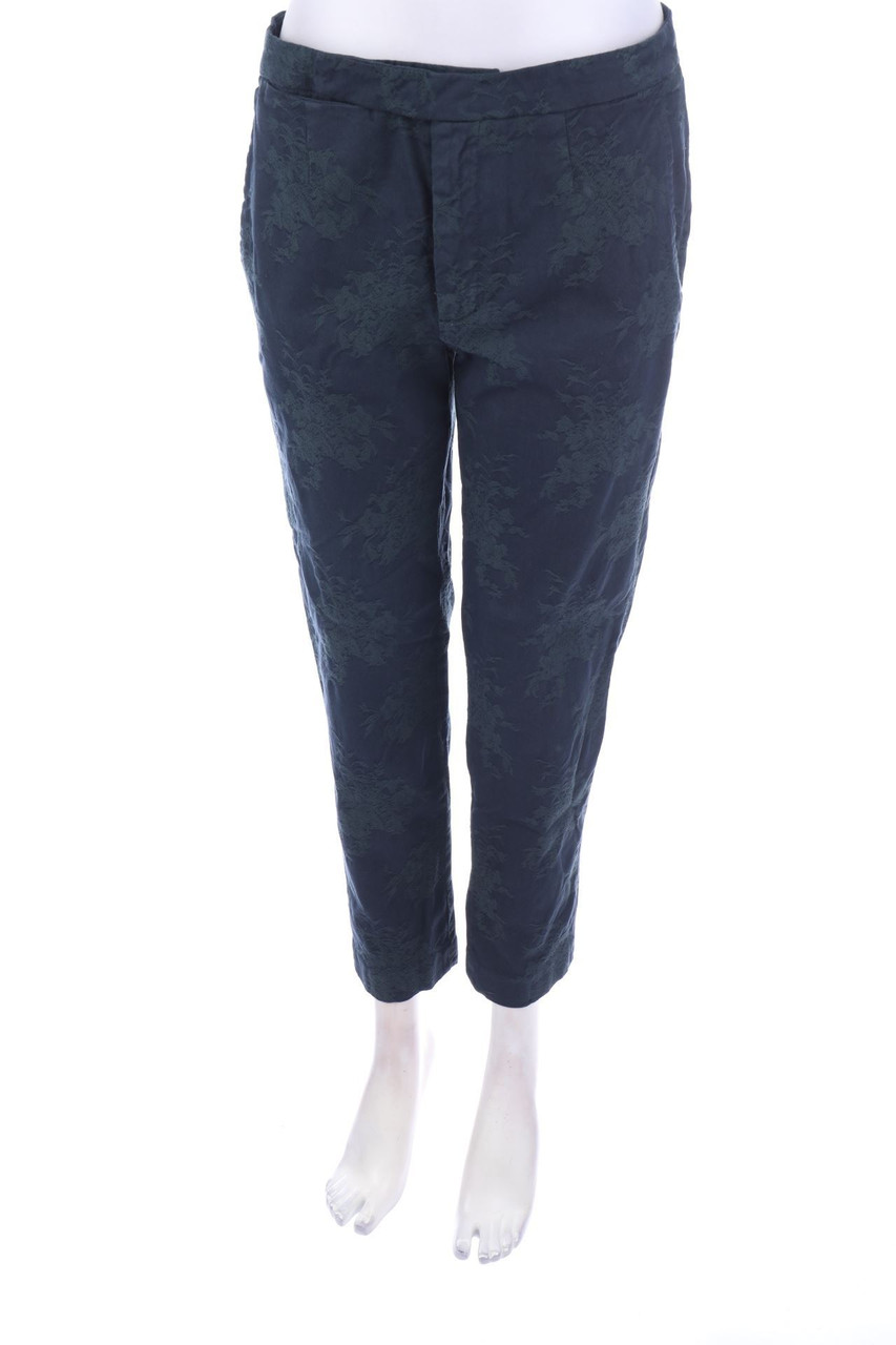 tru - Chino-Hose mit floralem Muster - D 36