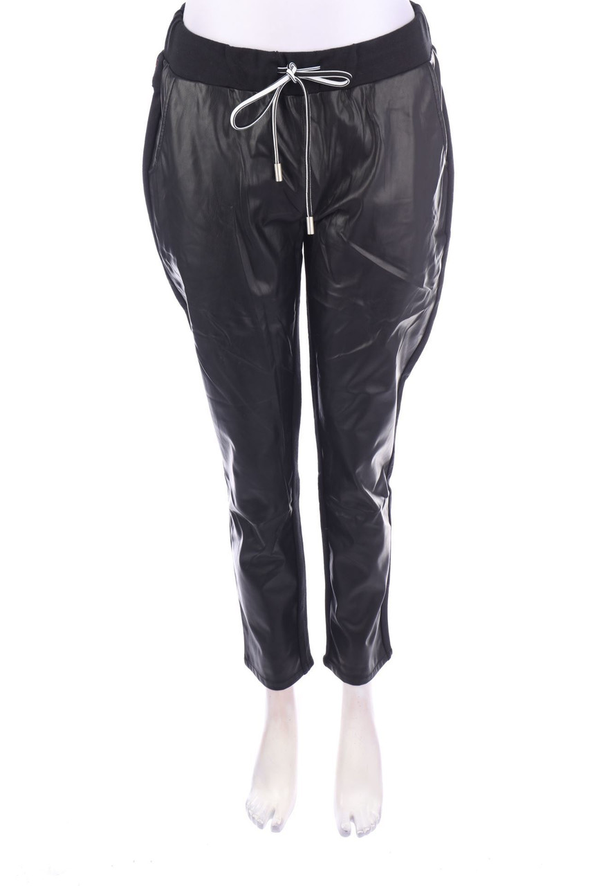 FRYDAY - Jogger-Hose mit Kunstleder-Details - D 38