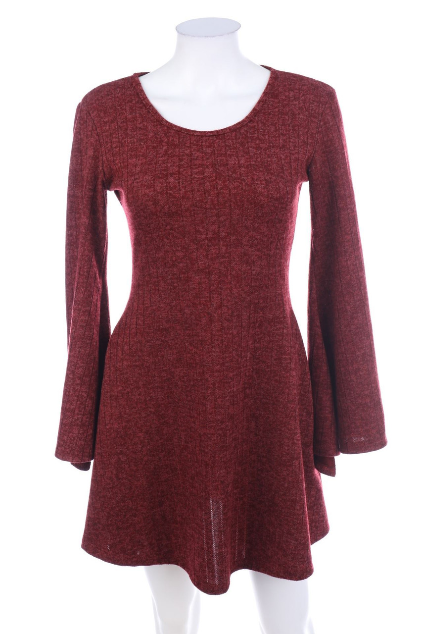HANNA & HAUCKE - Strickkleid mit Trompetenärmeln - S
