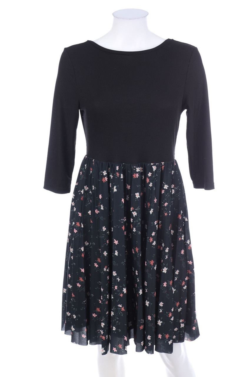 ABOUT YOU - Kleid mit tiefem Rückenausschnitt - D 38