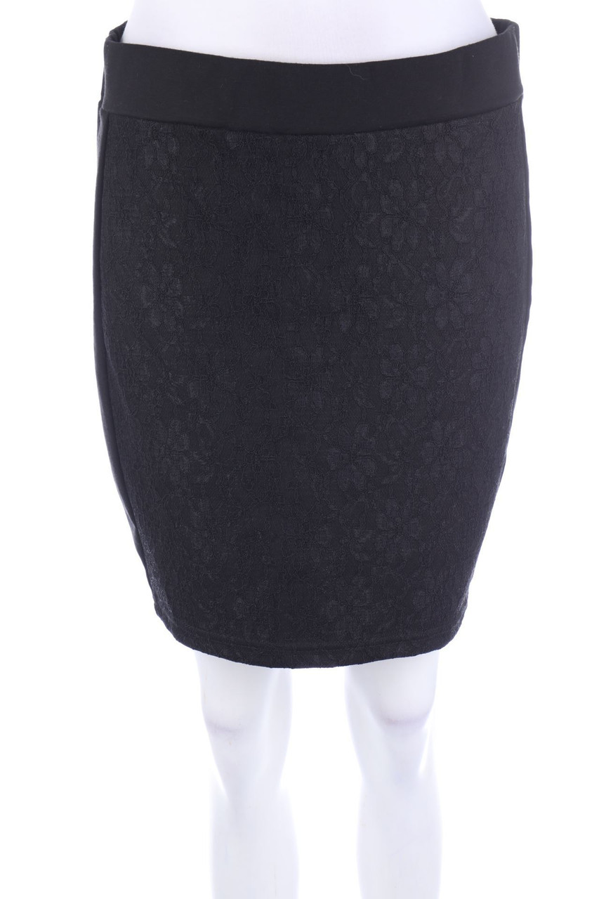 Ann Christine - Rock mit Spitze - D 42