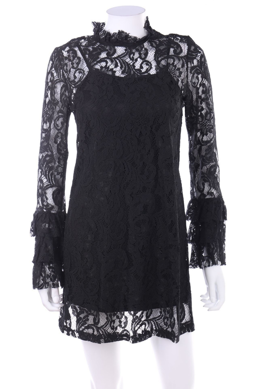 NEW LOOK - Minikleid aus Spitze mit Volants - D 32