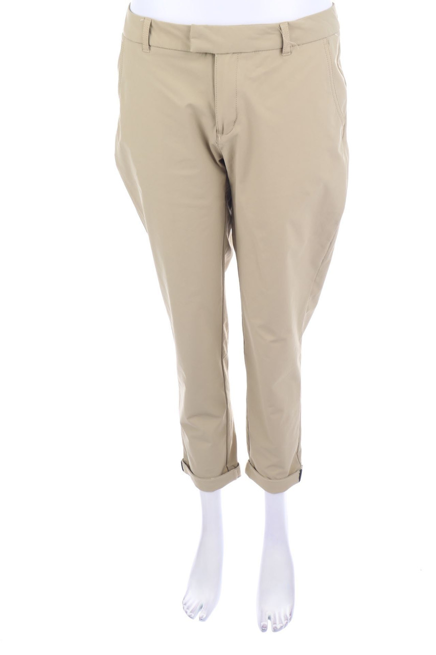 TCM - Cropped-Outdoor-Hose - D 38