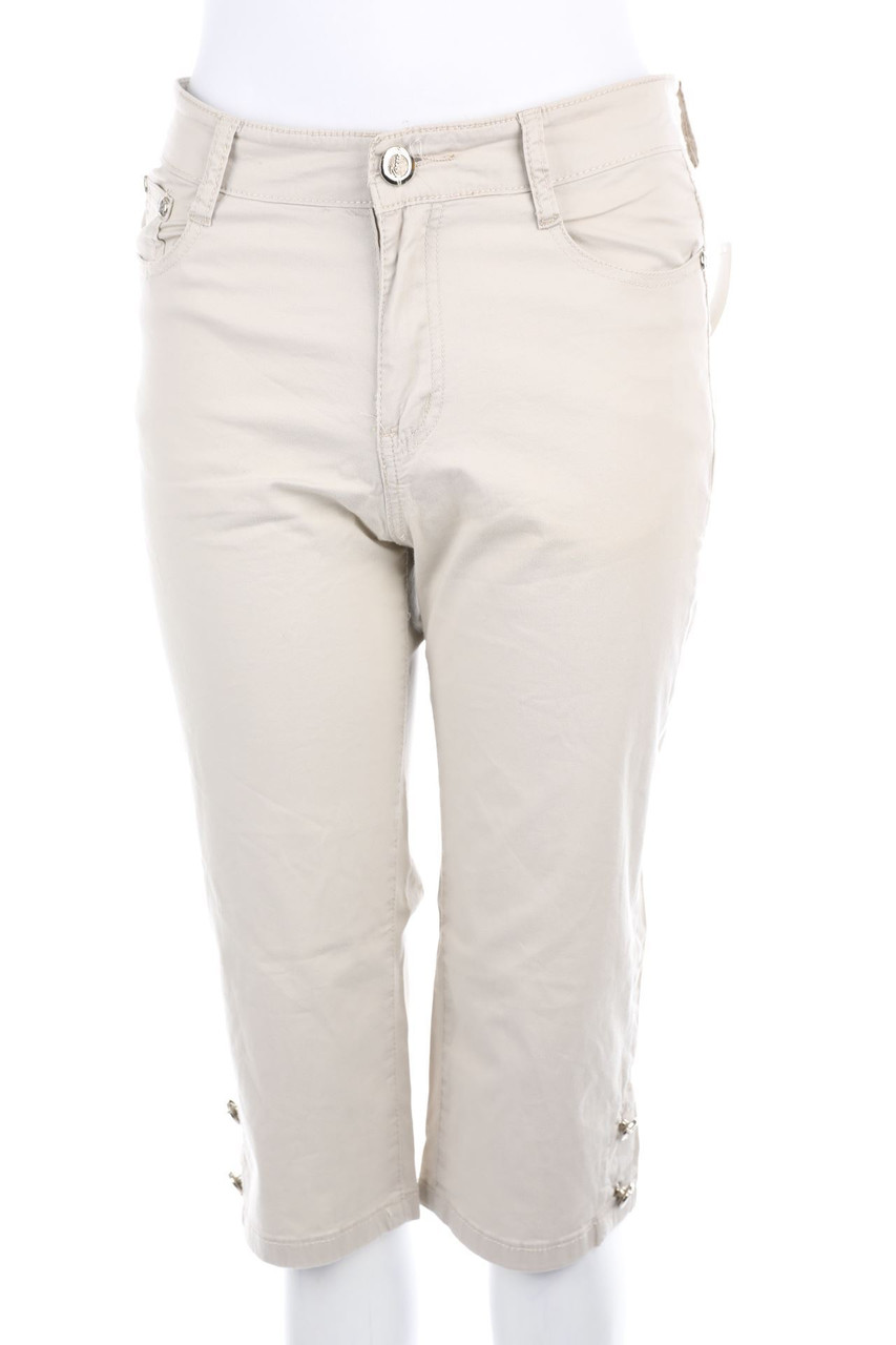 Osika Jeans - Capri-Hose mit Logo-Knöpfen - L