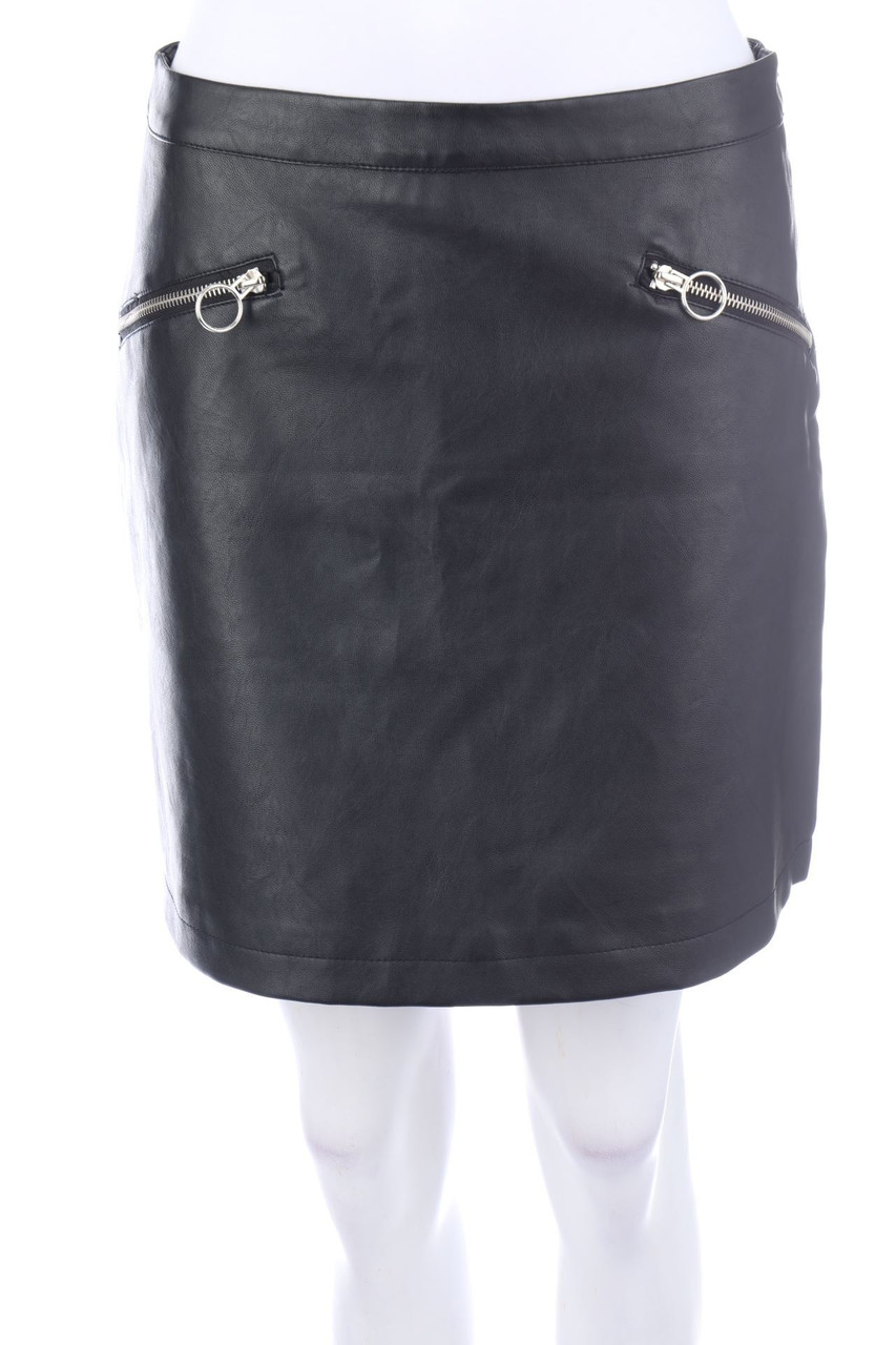 PRIMARK - Faux Leather-Rock - D 38