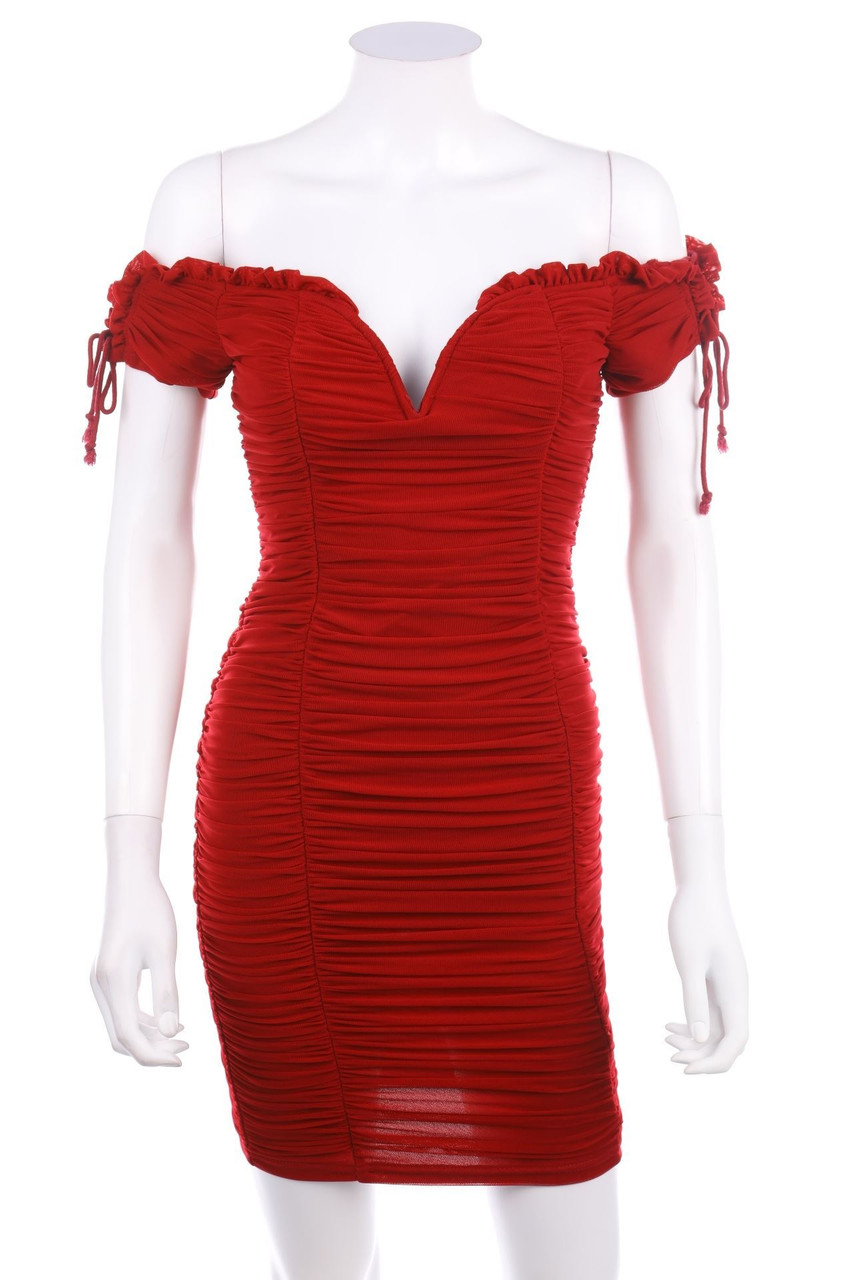 FASHION NOVA - Kleid mit tiefem Ausschnitt - S