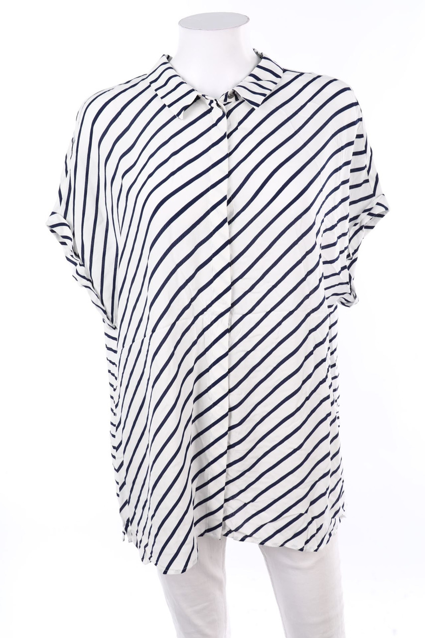 BONITA - Hemd-Bluse mit kurzem Ärmel aus Viskose - 2XL