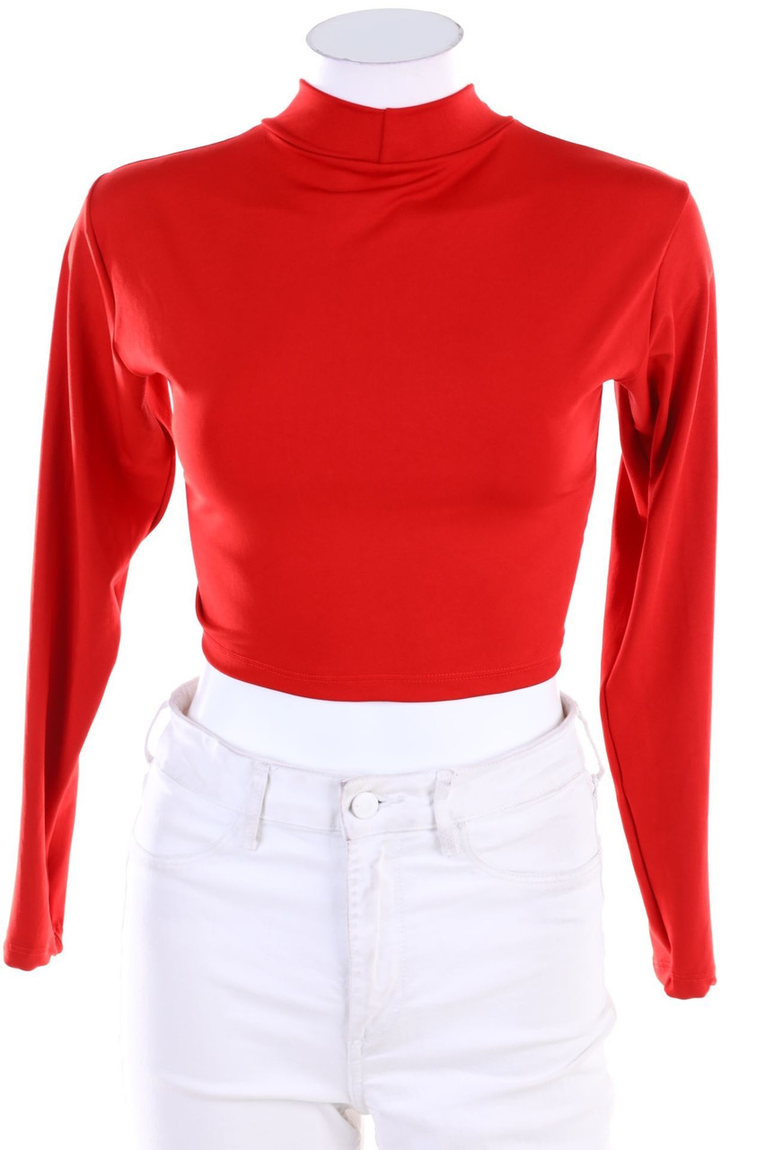 Ohne Label - Cropped-Shirt mit Cut-out - D 34