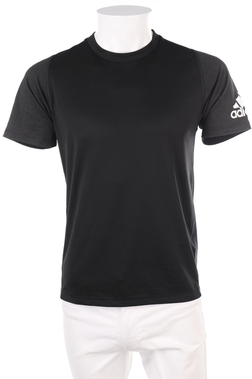adidas - Sport-Shirt mit Logo-Print - S
