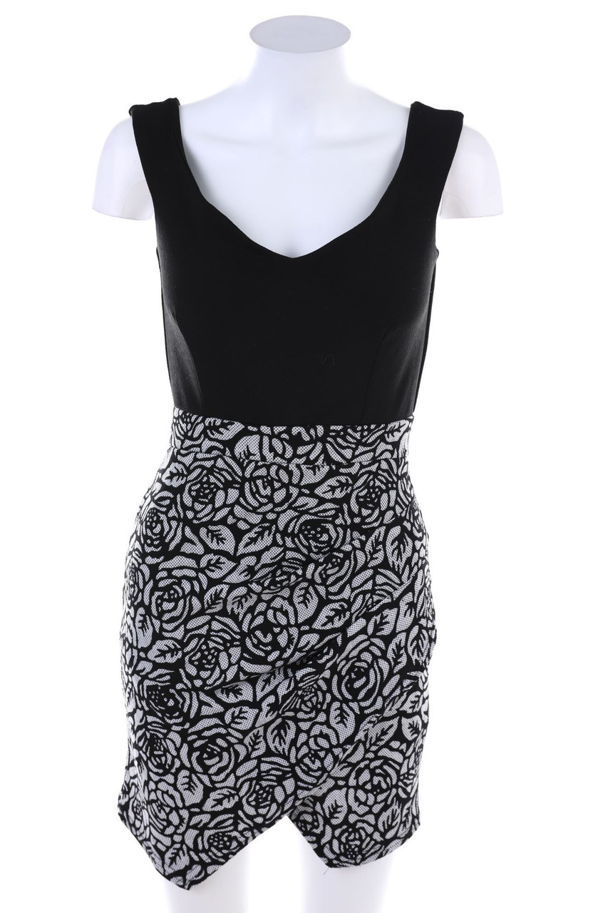 TFNC LONDON - Kleid mit Blumen-Print - D 34