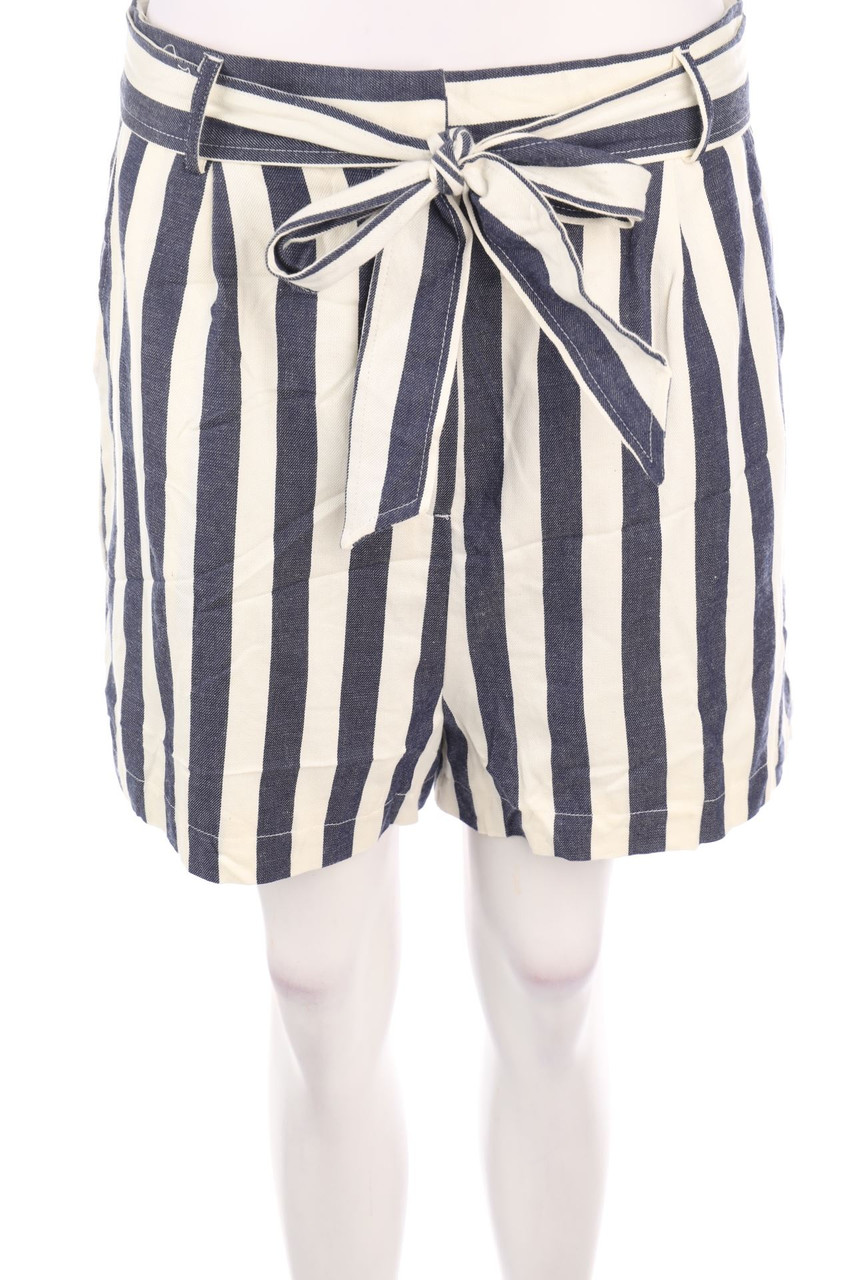 GLAMOROUS - Shorts - L