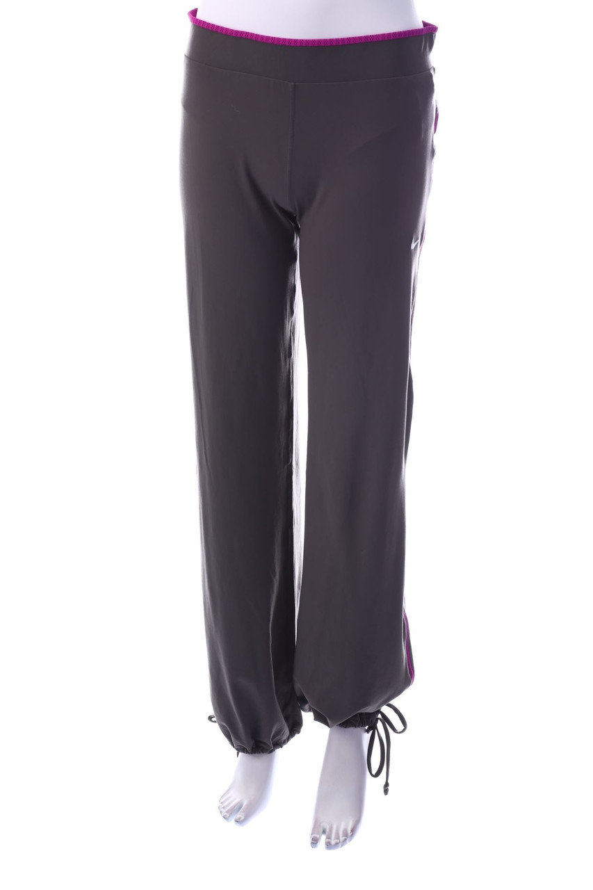 NIKE - Sporthose - L