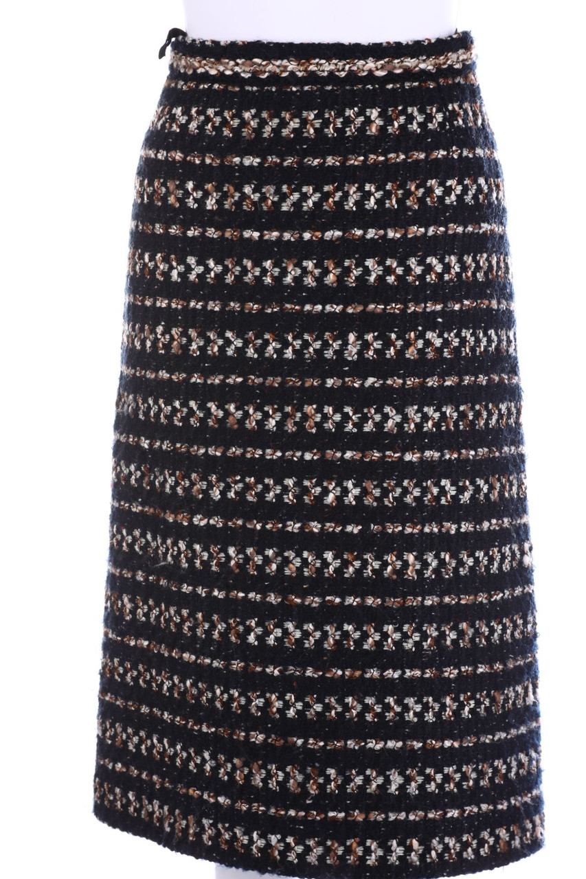 Ohne Label - Rock mit Streifen - D 32