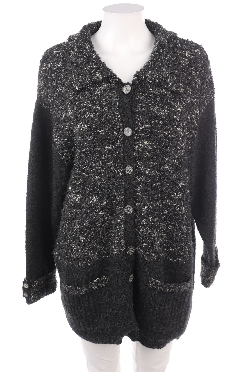 Ohne Label - Cardigan mit aufgesetzten Taschen - D 44