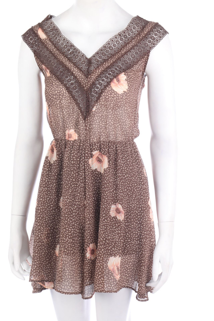 Ohne Label - Playsuit mit Blumen-Print - D 32-34