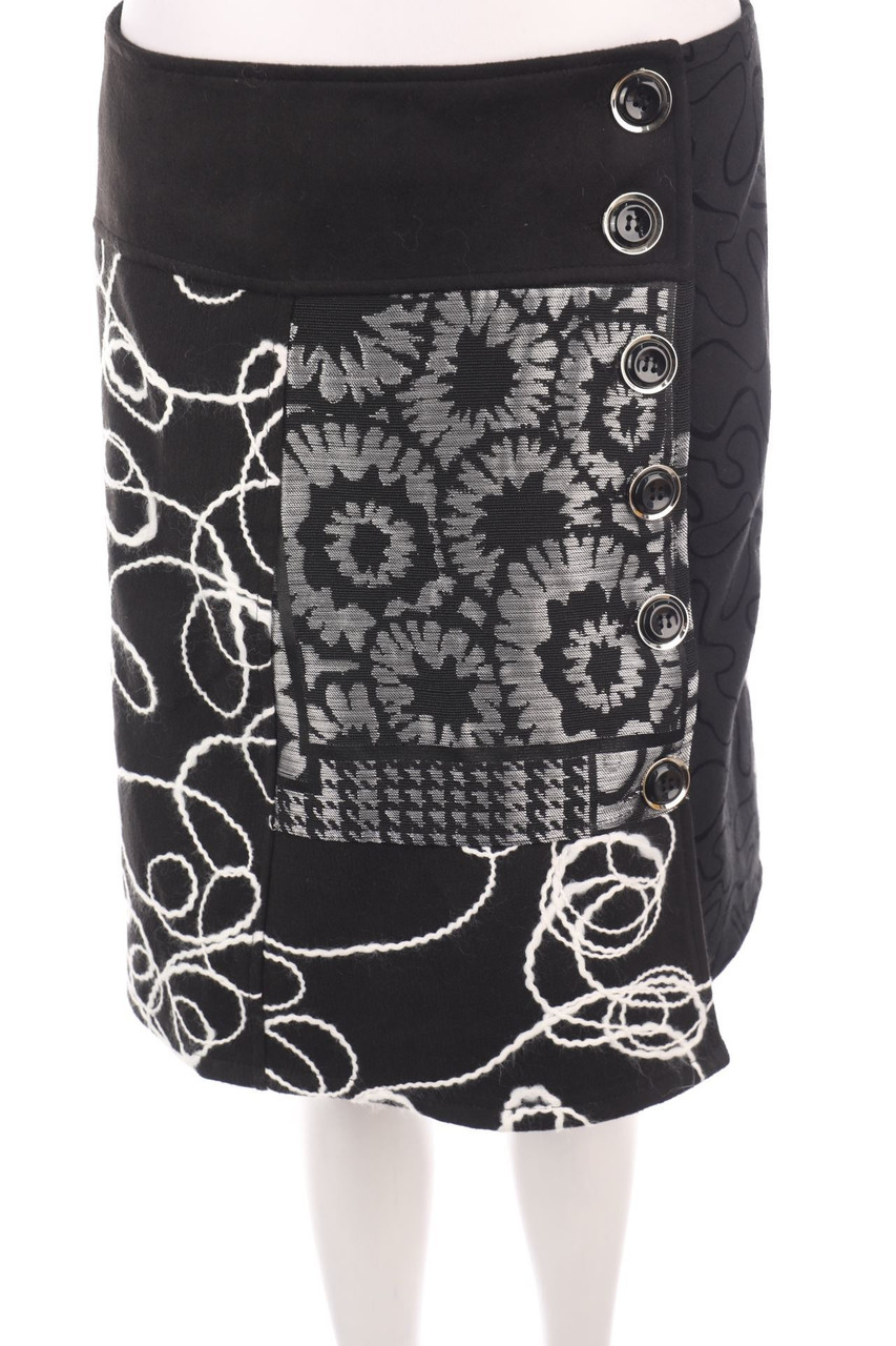 Ohne Label - Rock mit Muster - D 40