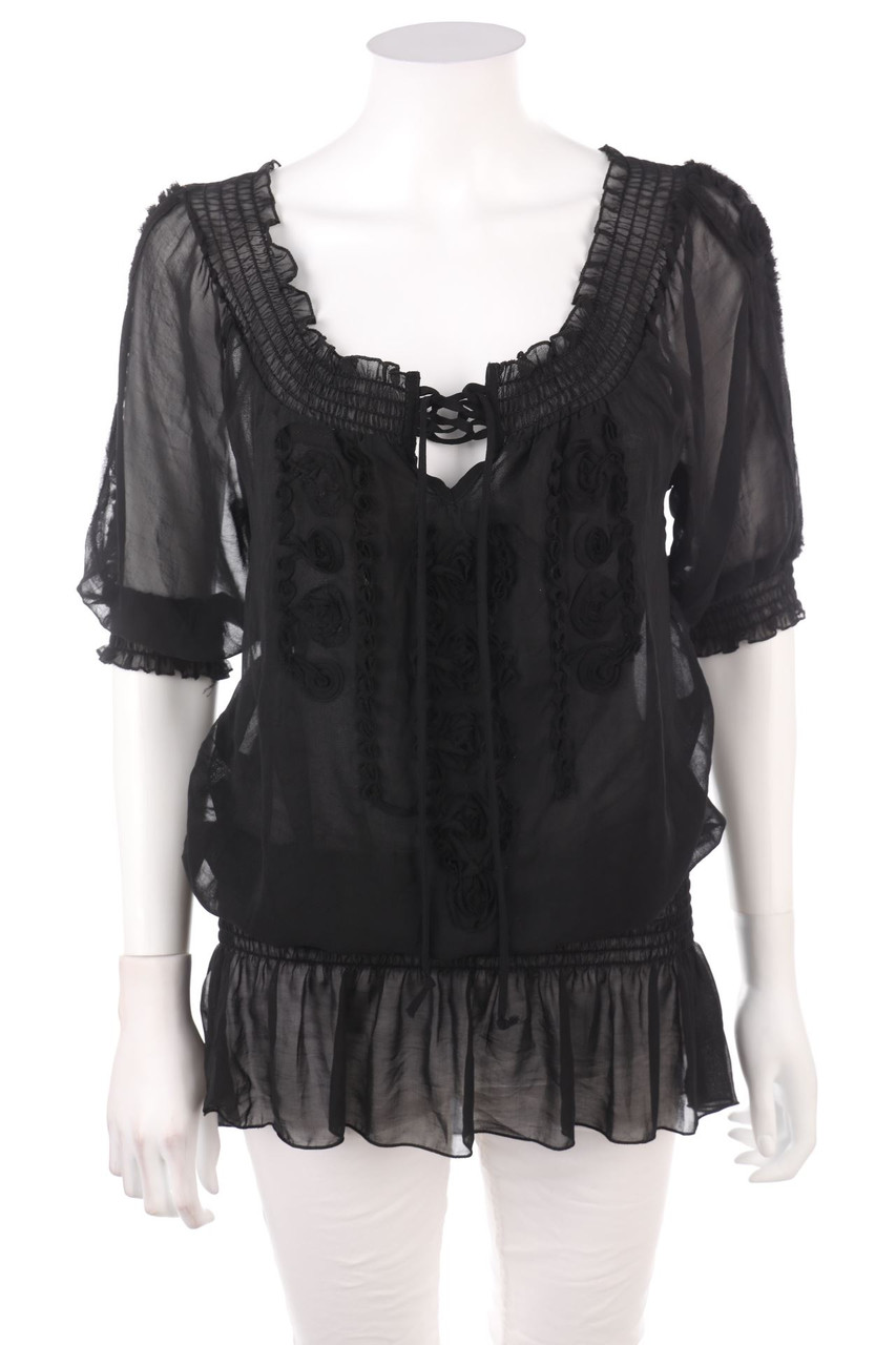 Ohne Label - Carmen-Bluse mit Applikationen - D 40