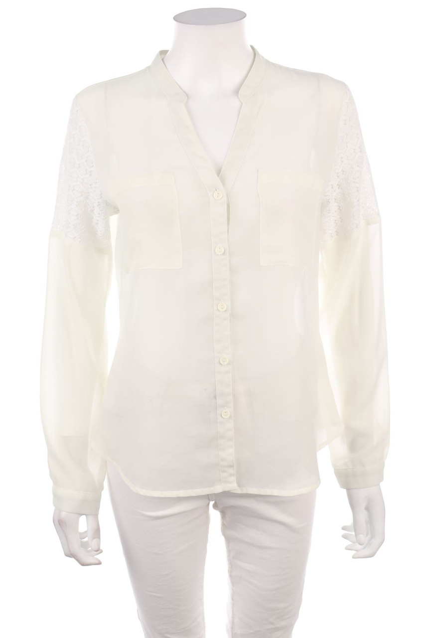 Ohne Label - Hemd-Bluse mit Spitzen-Einsatz - D 38