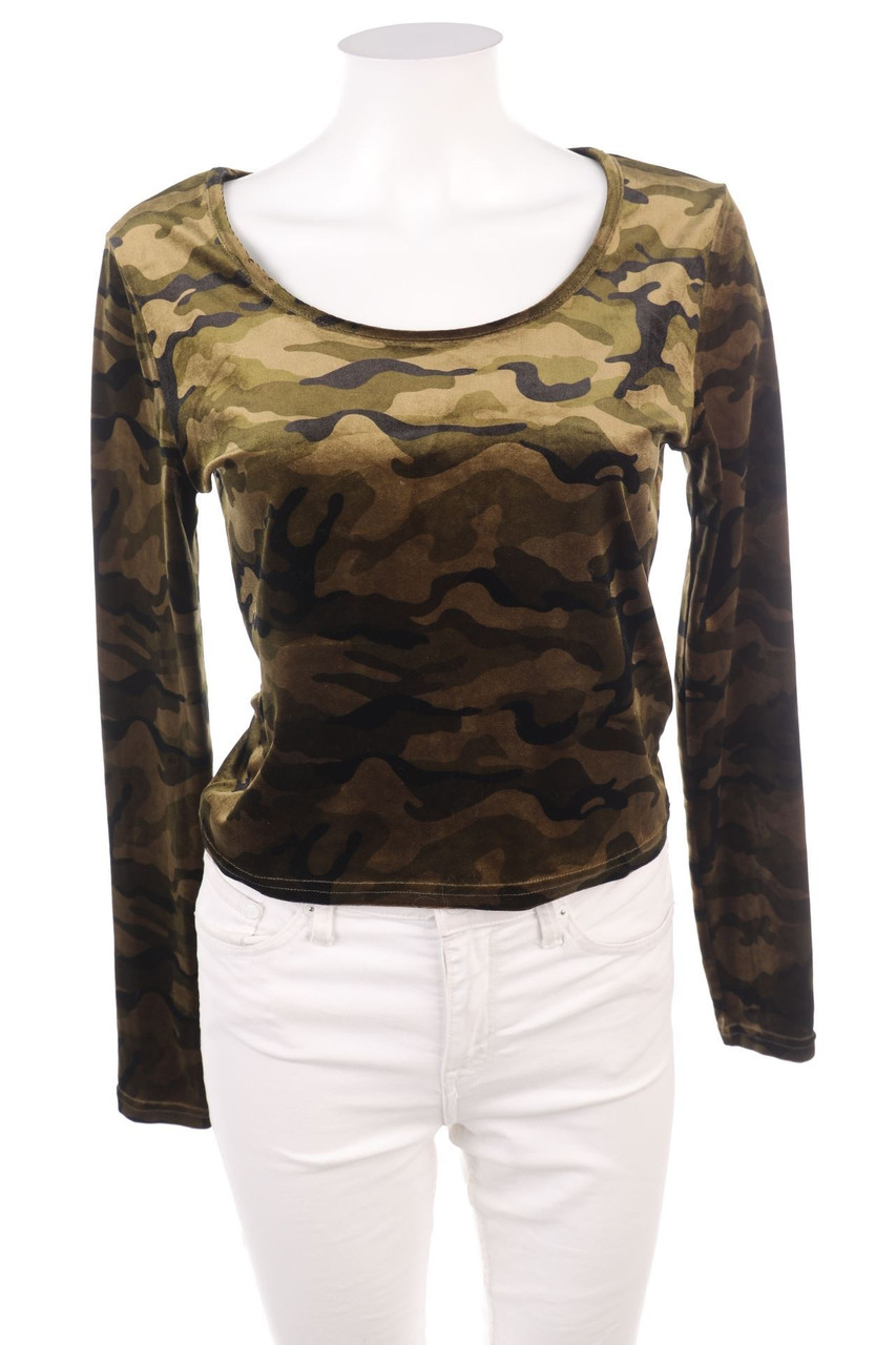 NEW LOOK - Longsleeve-Shirt aus Samt - D 36