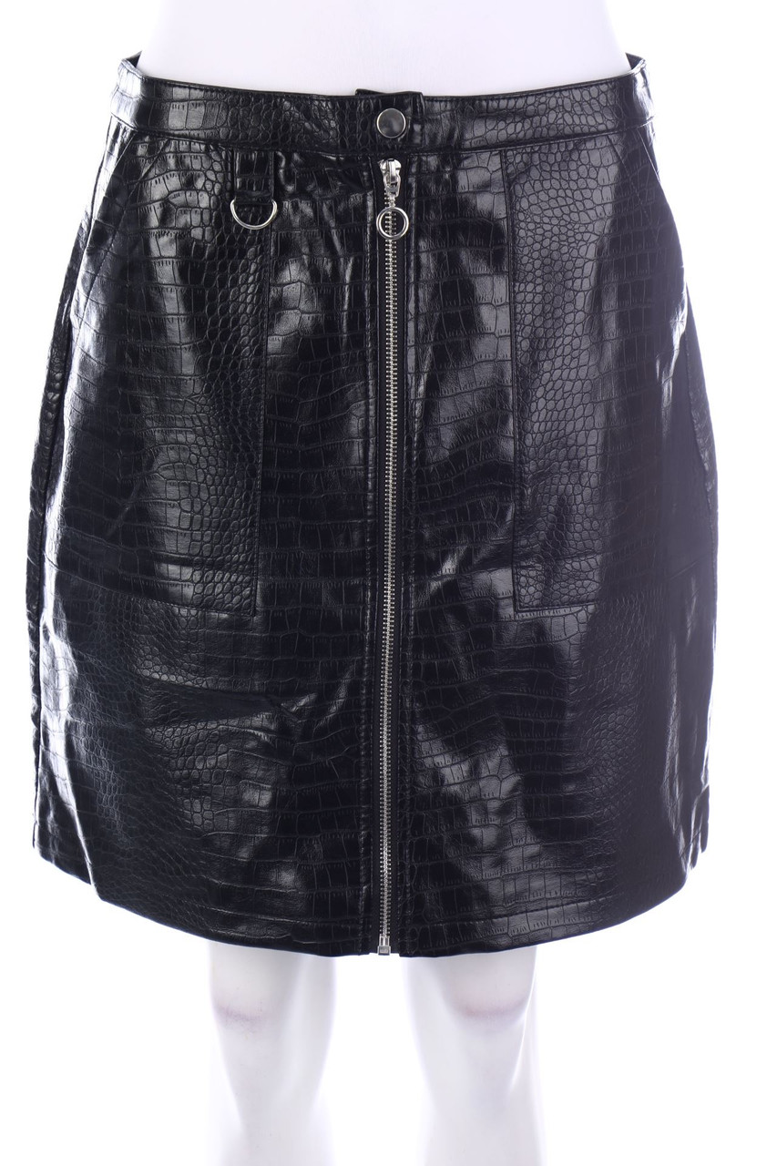 C&A - Faux Leather-Rock - L