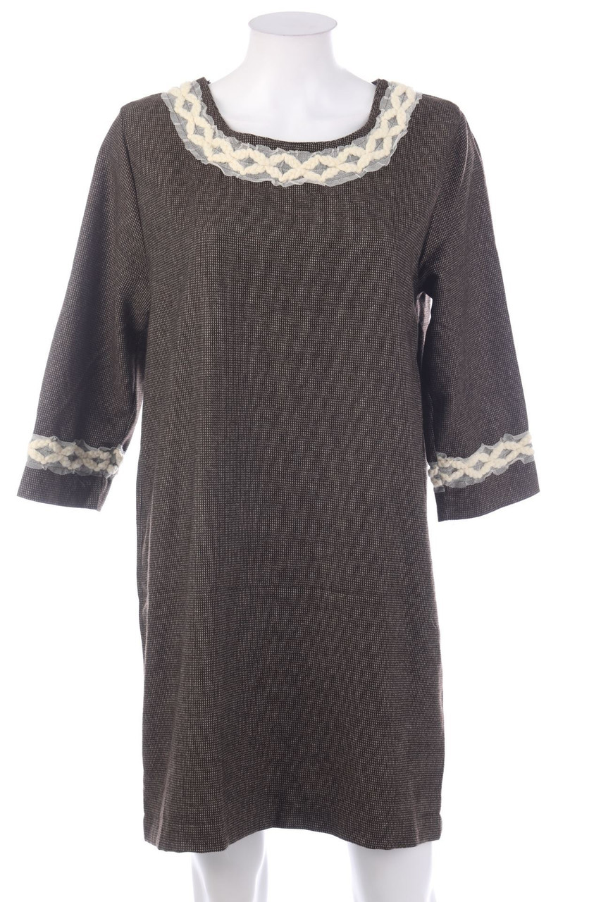 Ohne Label - Kleid mit Applikationen - D 44-46