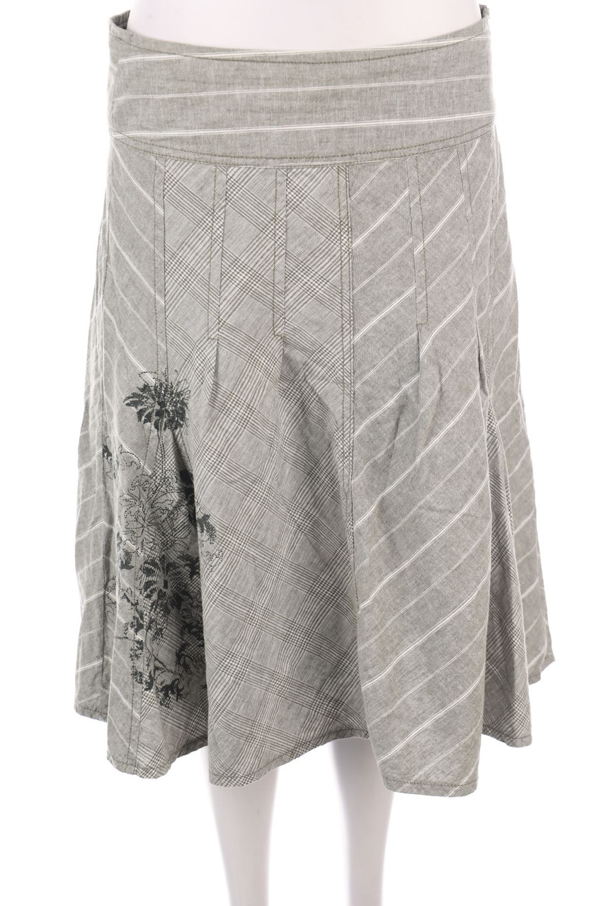 SECONDHAND - Rock - M