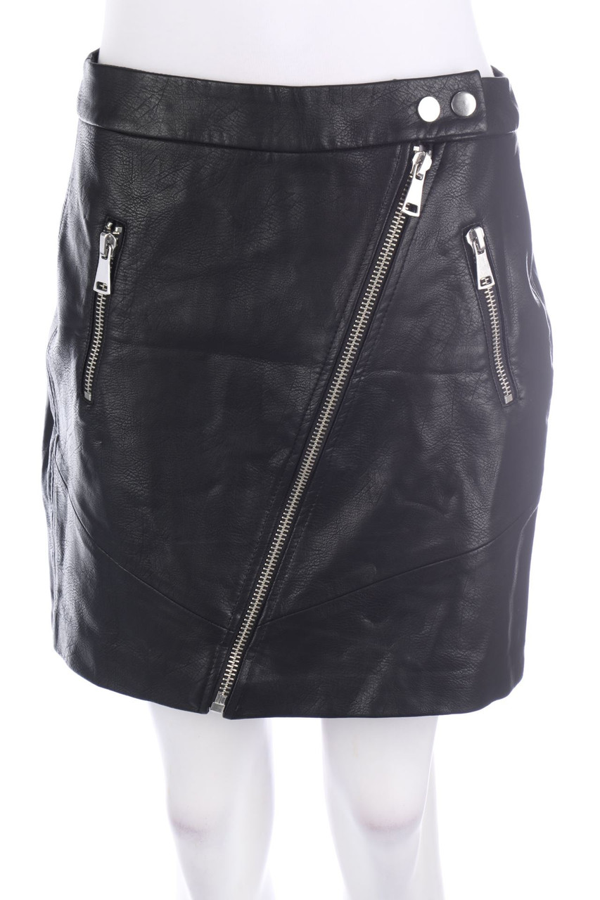 Stradivarius - Faux Leather-Rock - L