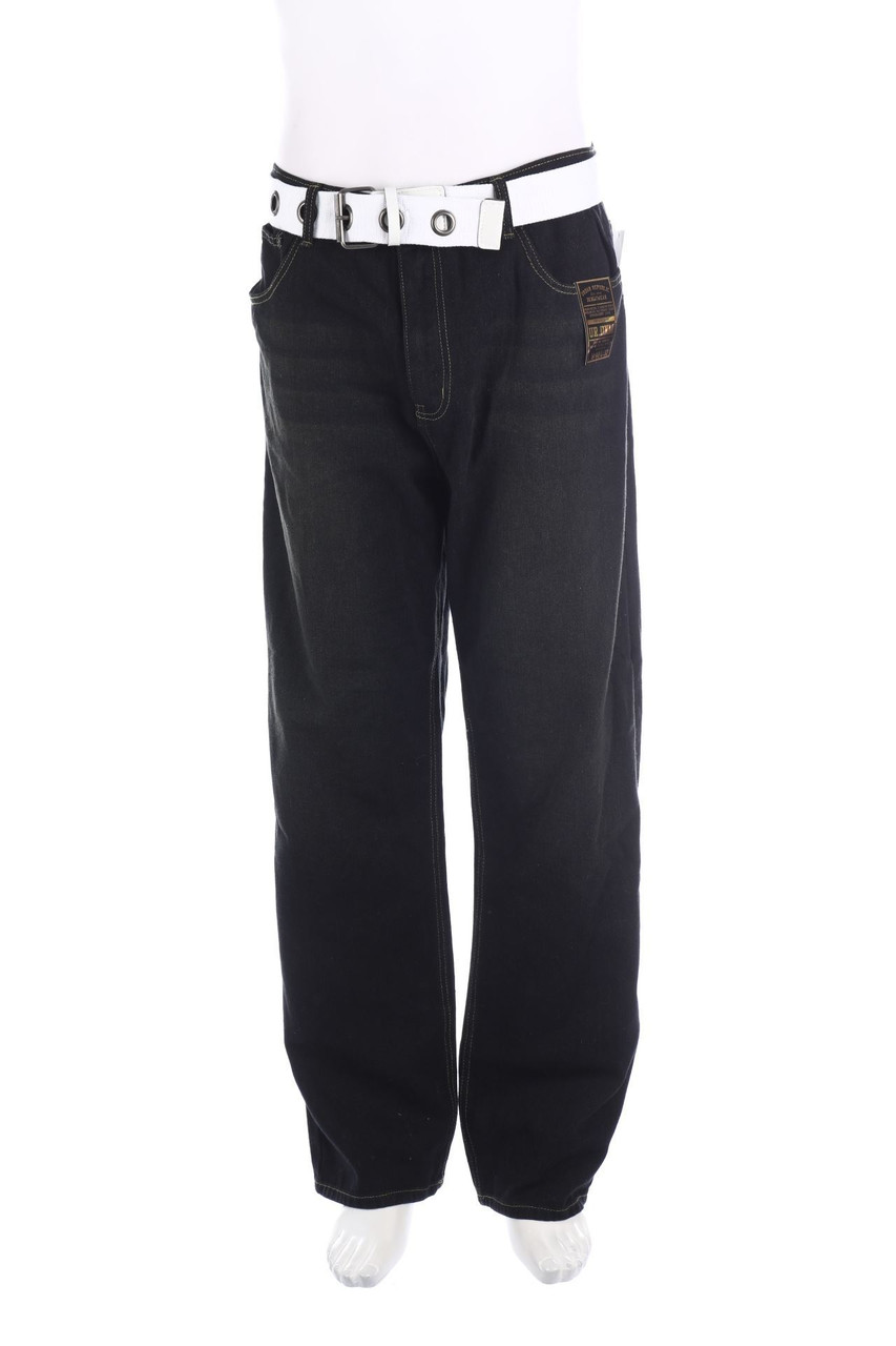 Urban Republic - Straight Cut Jeans mit Gürtel - W40