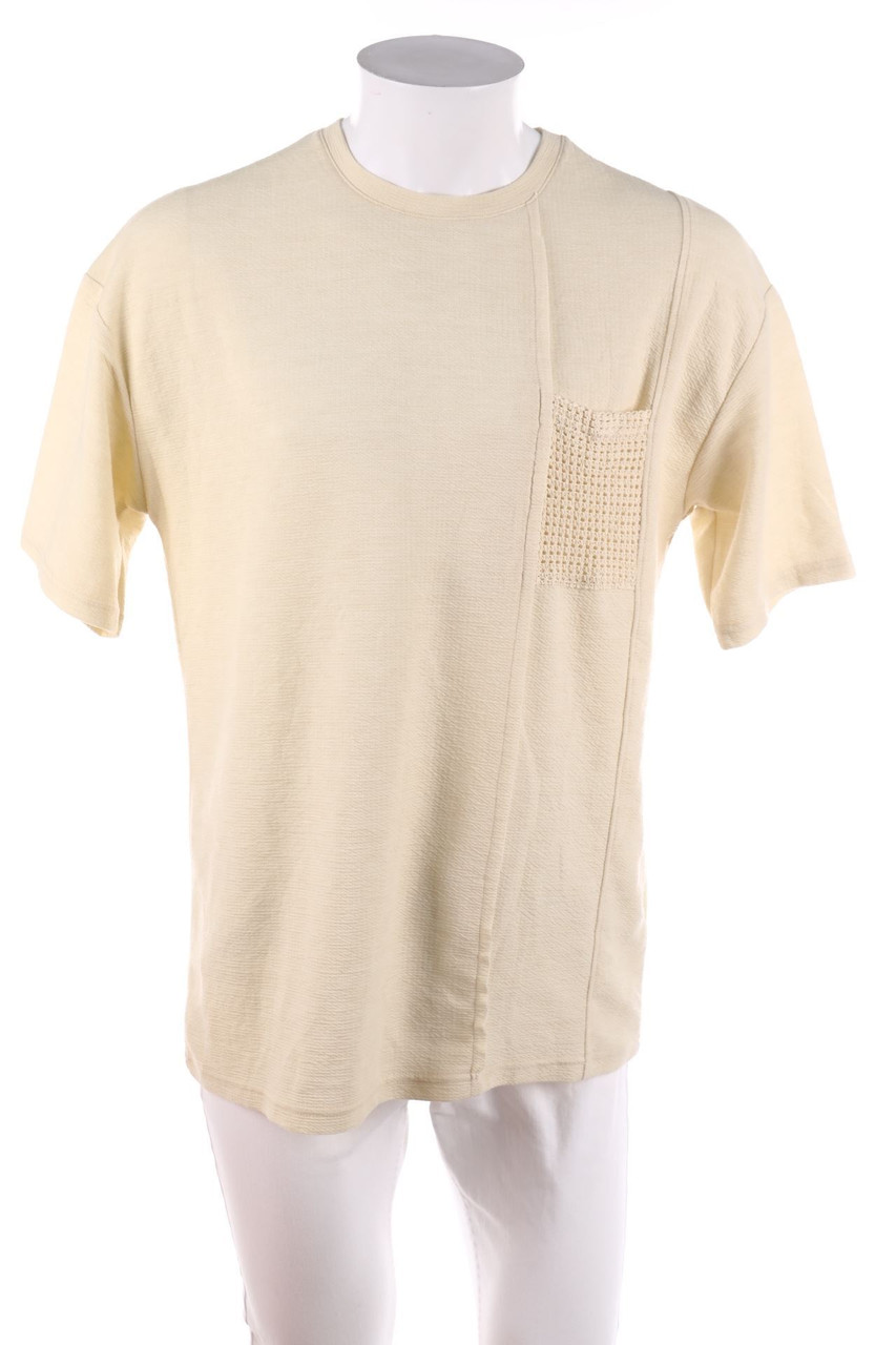 SECONDHAND - T-Shirt mit aufgesetzten Taschen - 54