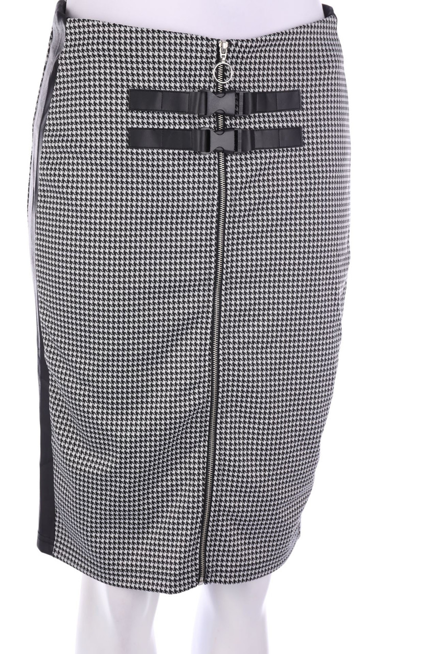 SECONDHAND - Rock - M