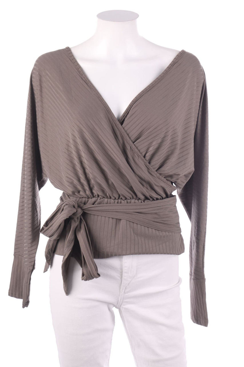 Ohne Label - Longsleeve-Shirt mit Schnürung - S