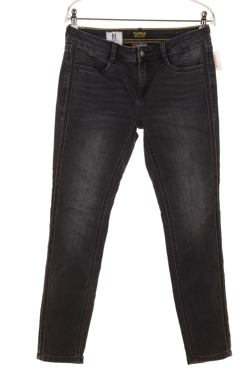 Street One - Used Look Straight Cut Jeans - S