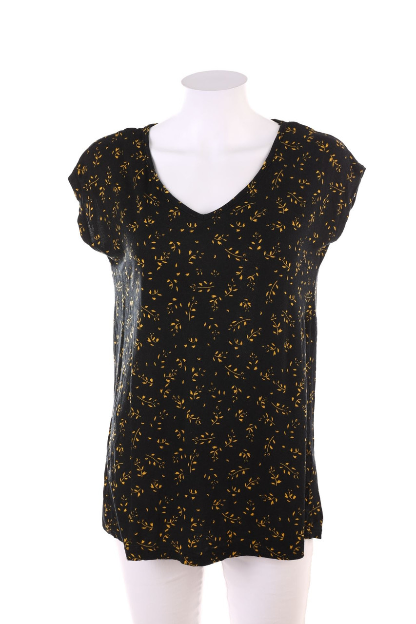 Janina - Kurzarm-Shirt mit floralem Muster - M