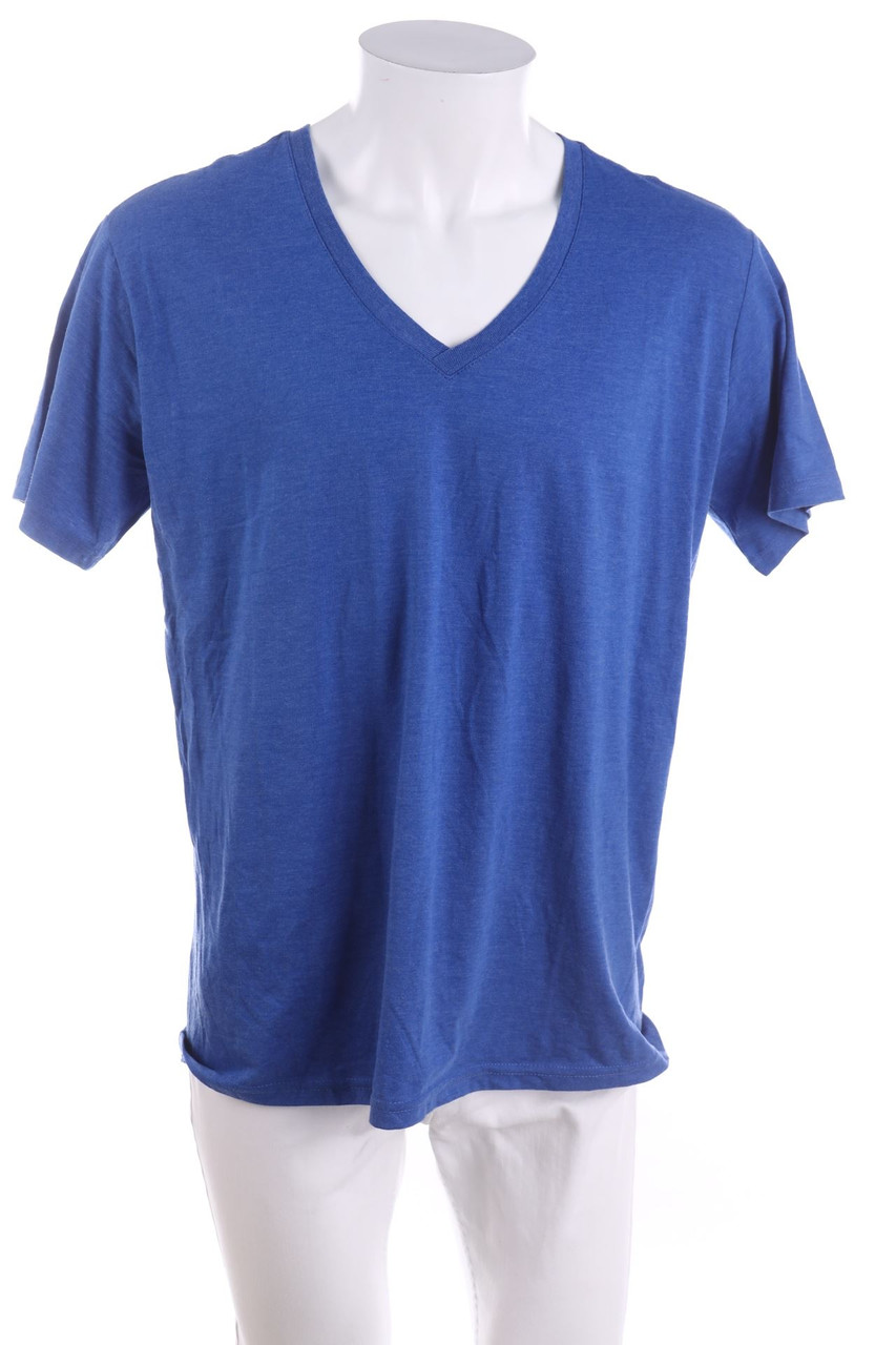 YOUNG & RICH - T-Shirt mit V-Neck - 2XL