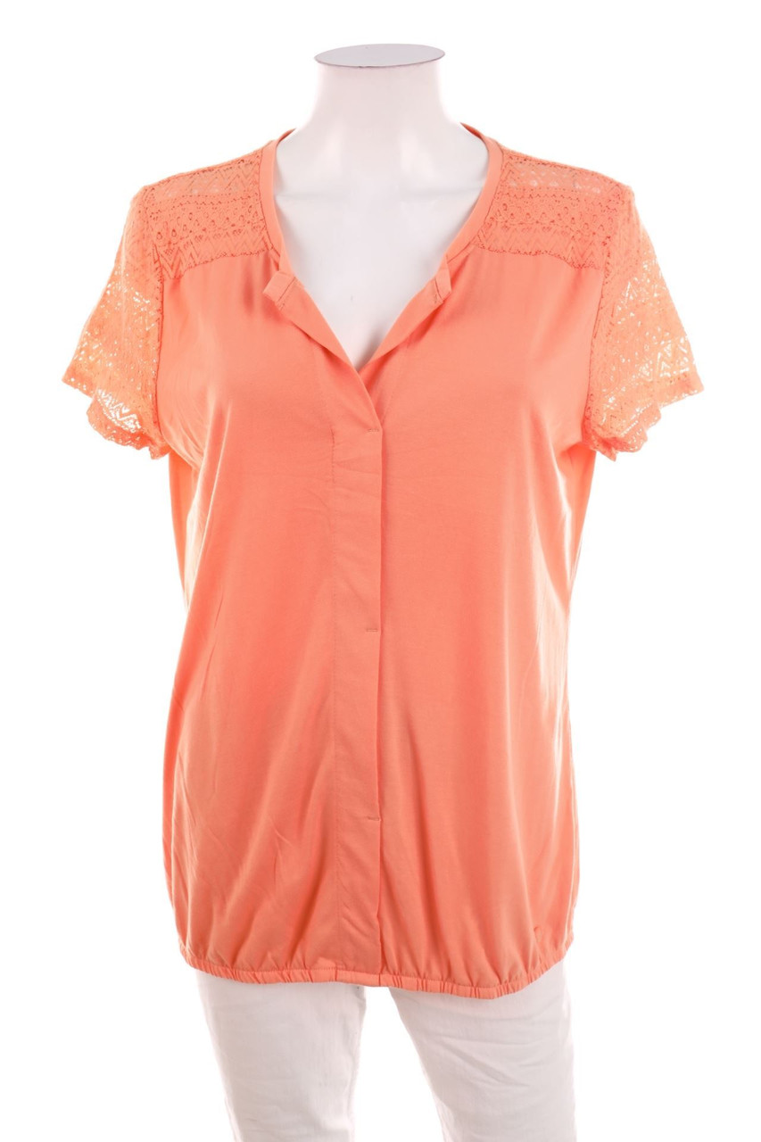 Ohne Label - Kurzarm-Shirt mit Spitzen-Einsatz - D 42