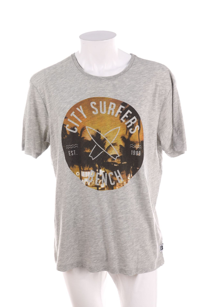 Bench. - T-Shirt - XL