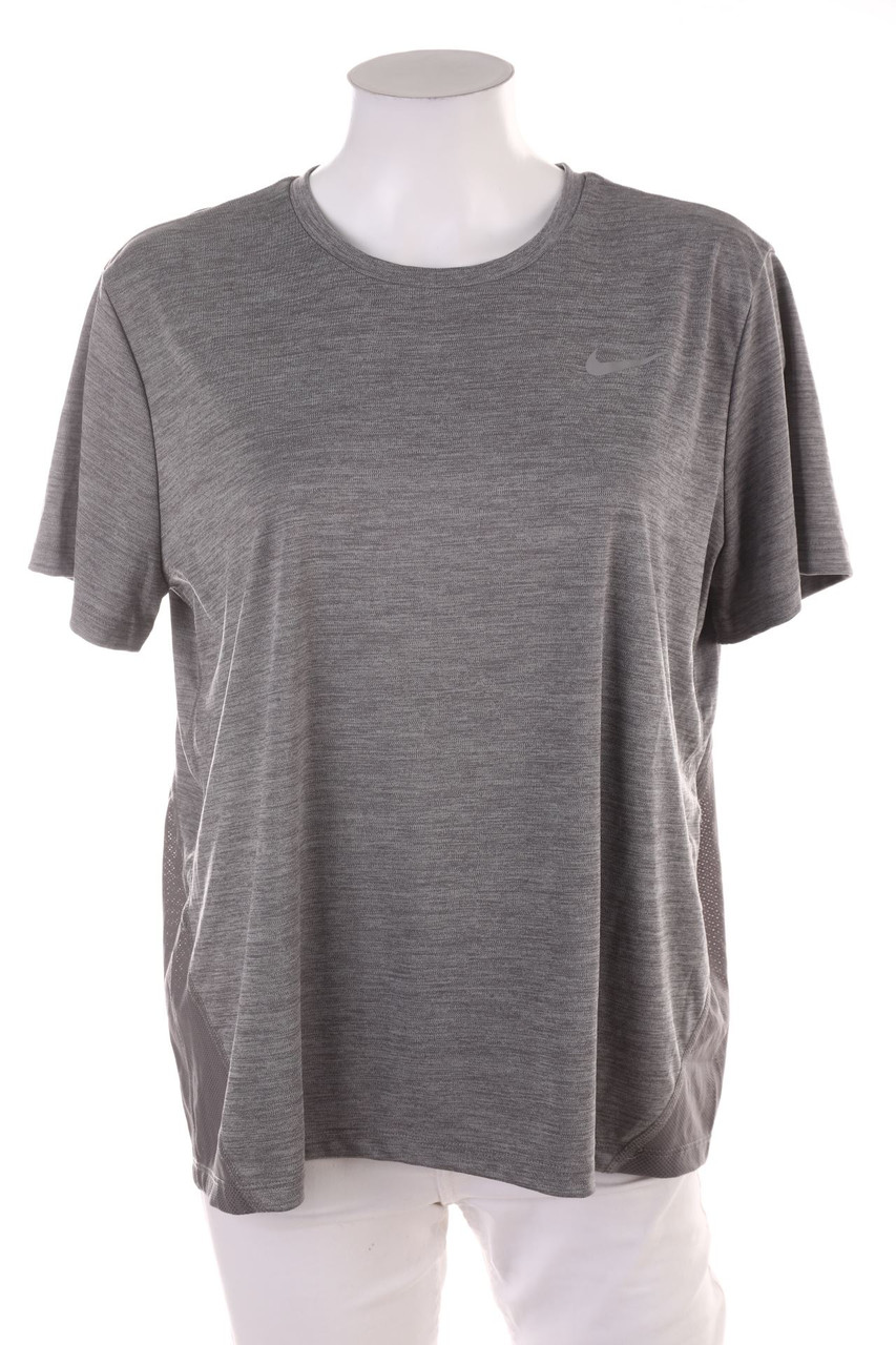 NIKE - Sport T-Shirt - XL