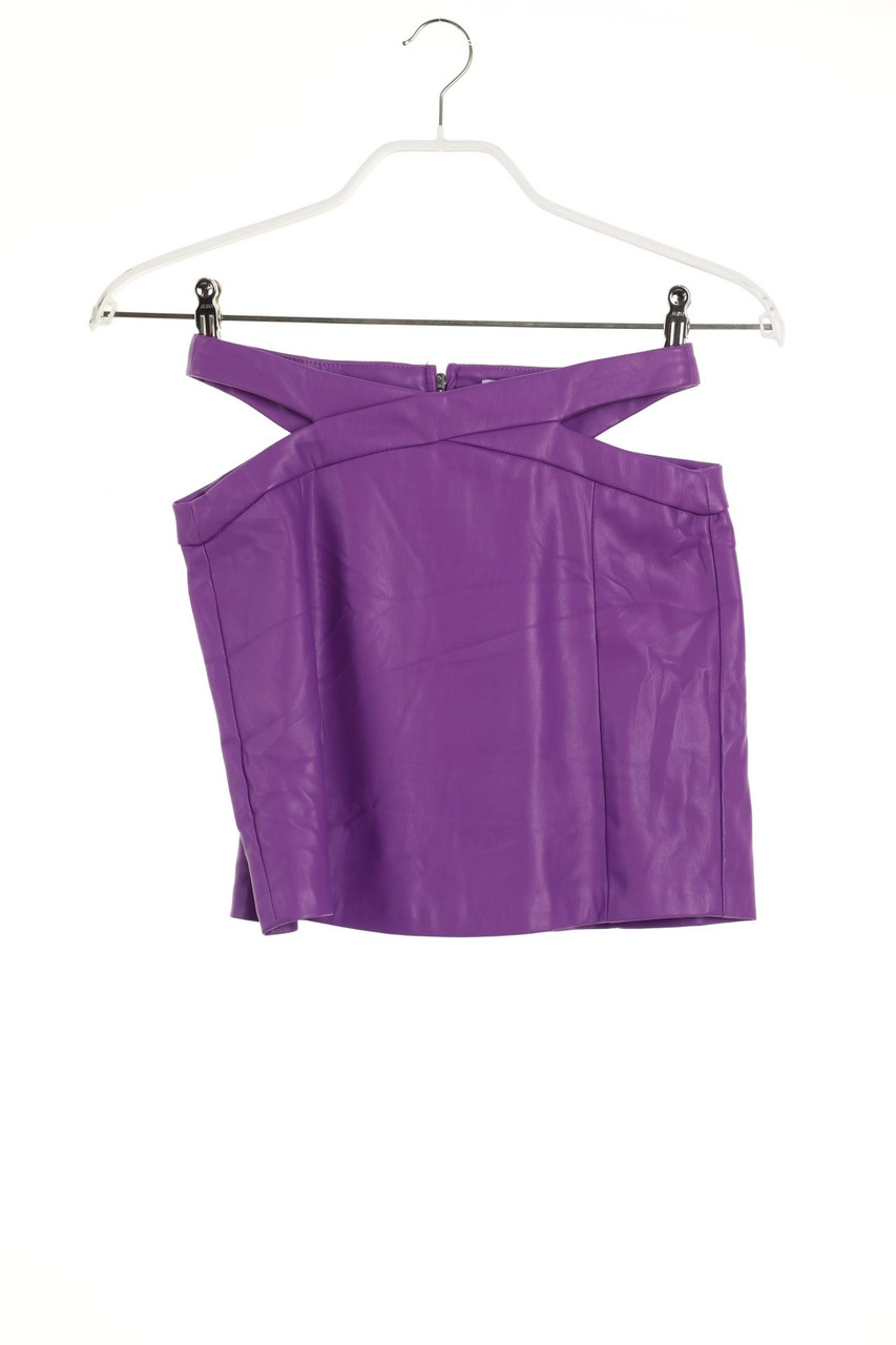 Bershka - Faux Leather-Mini-Rock mit Cut-outs - S