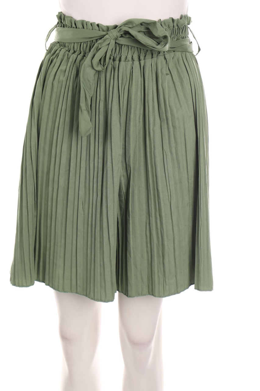 AIRISA - Plissee-Shorts - M