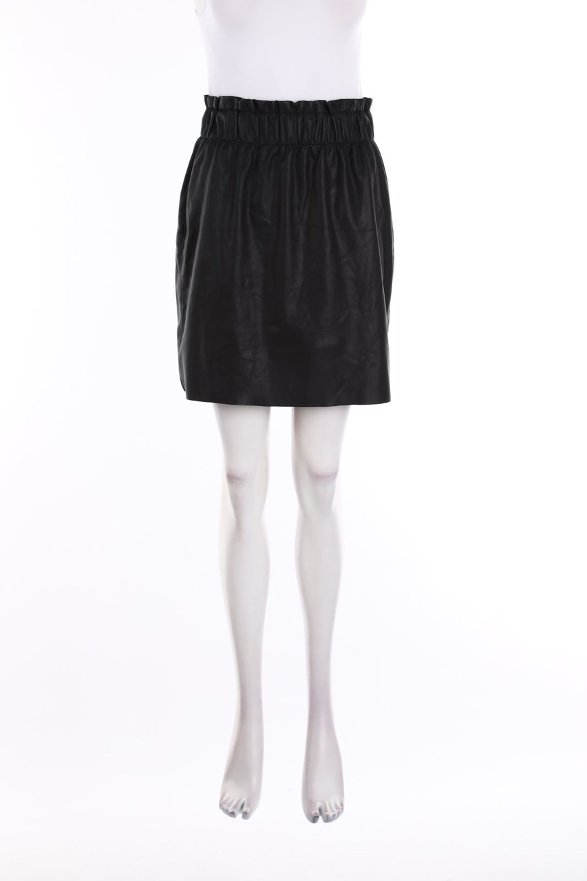 VERO MODA - Faux Leather-Mini-Rock - S