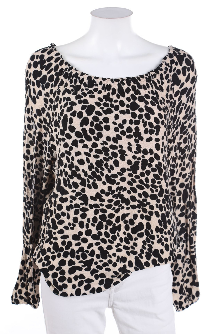 page one - Longsleeve-Shirt - L