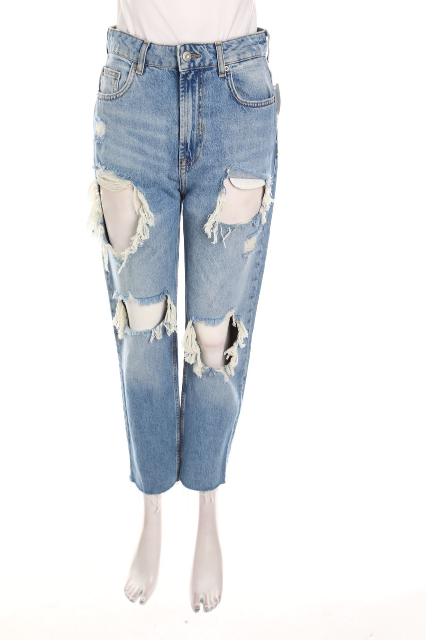 Bershka - Destroyed Straight Cut Jeans - M