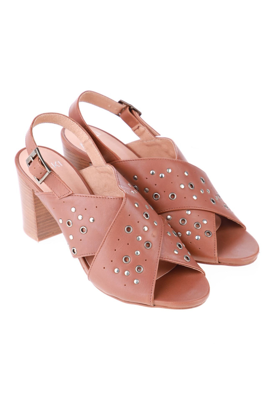 ANAKI - Leder-Sandaletten mit Nieten