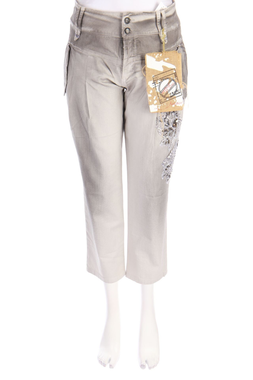 AMAIUR - Used Look Straight Cut Jeans mit Applikationen - D 36